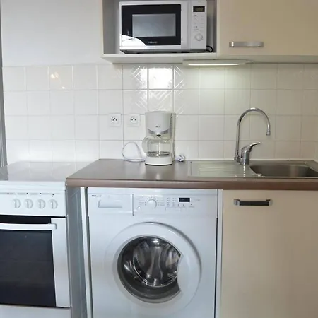 Apartment 2 Pieces Avec Mezzanine, Terrasse, Piscine, A 5 Min - Fr-1-226a-192 Saint-Raphael (Var)