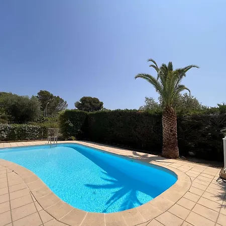 2 Pieces Avec Mezzanine, Terrasse, Piscine, A 5 Min - Fr-1-226a-192 Apartment Saint-Raphael (Var)